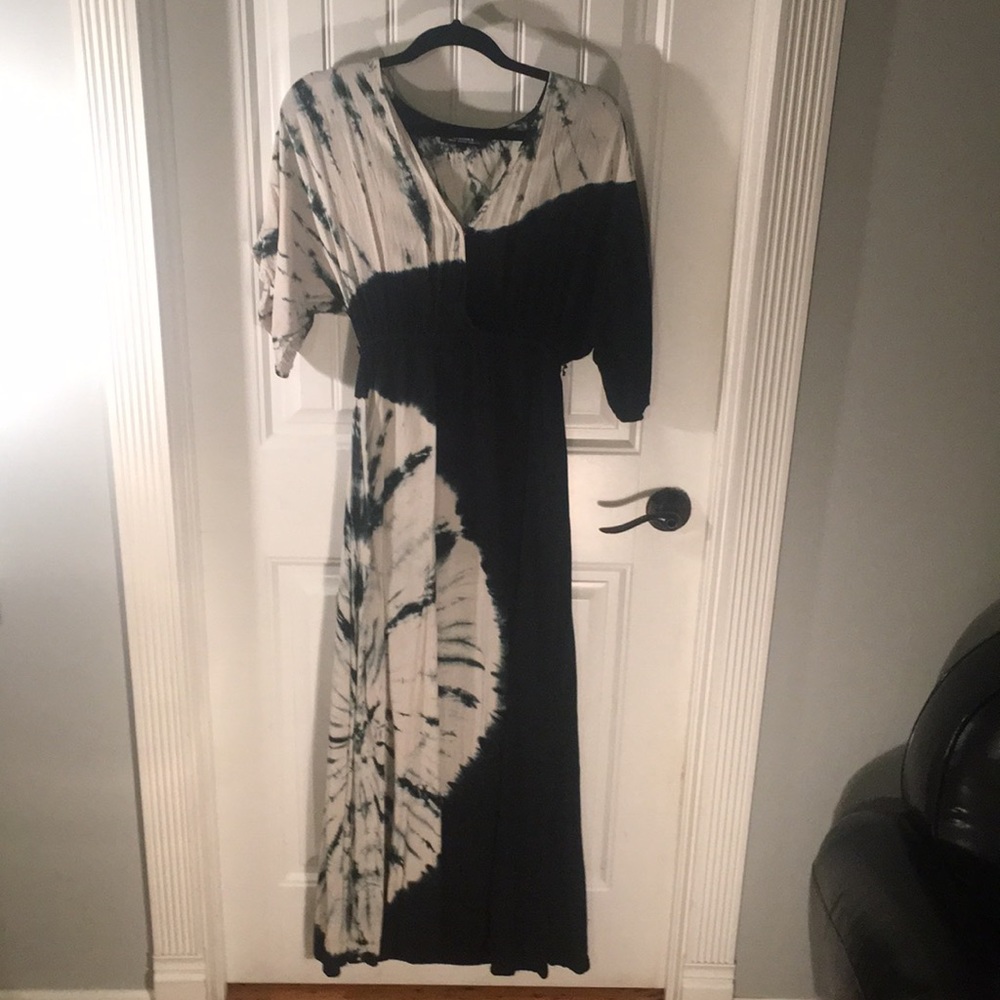 Black and cream tie dye maxi dress